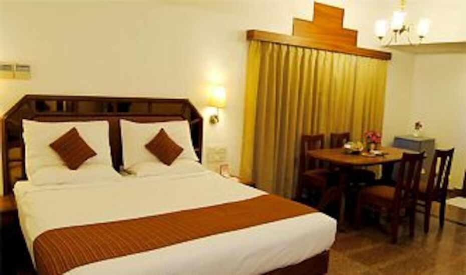 Hotel Maurya International Chennai Exterior photo